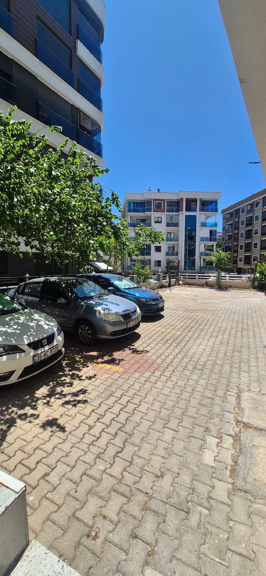 Bornova Da 3+1 Kiralık Geniş Daire - 8