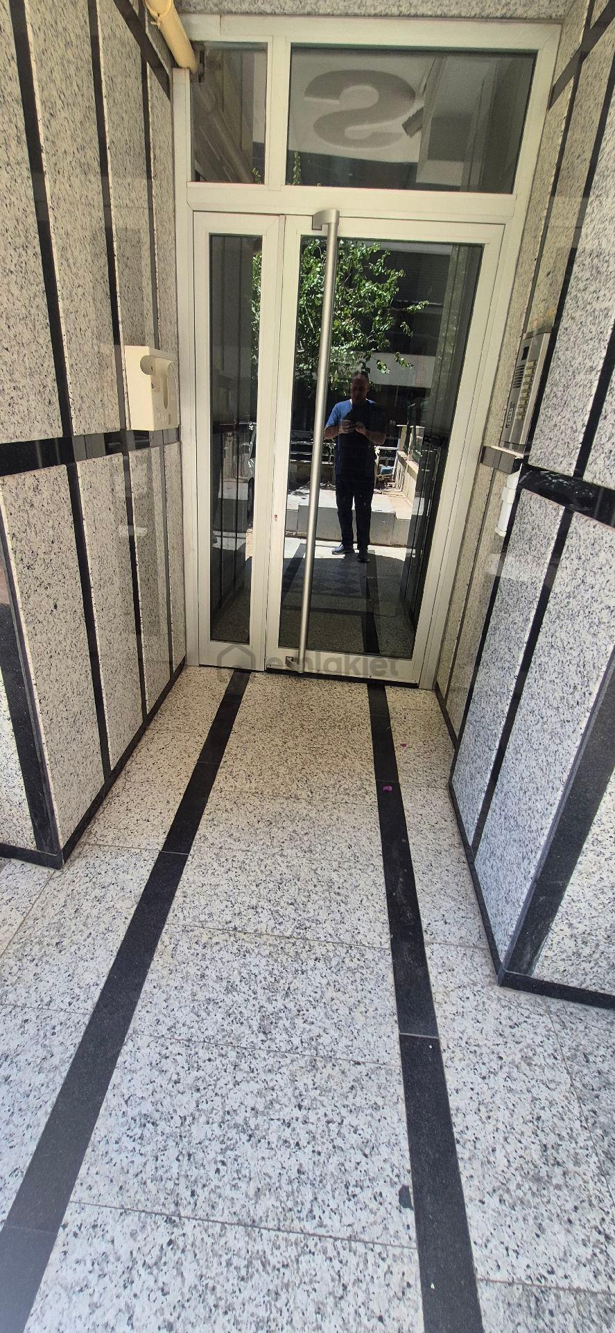 Bornova Da 3+1 Kiralık Geniş Daire - 7