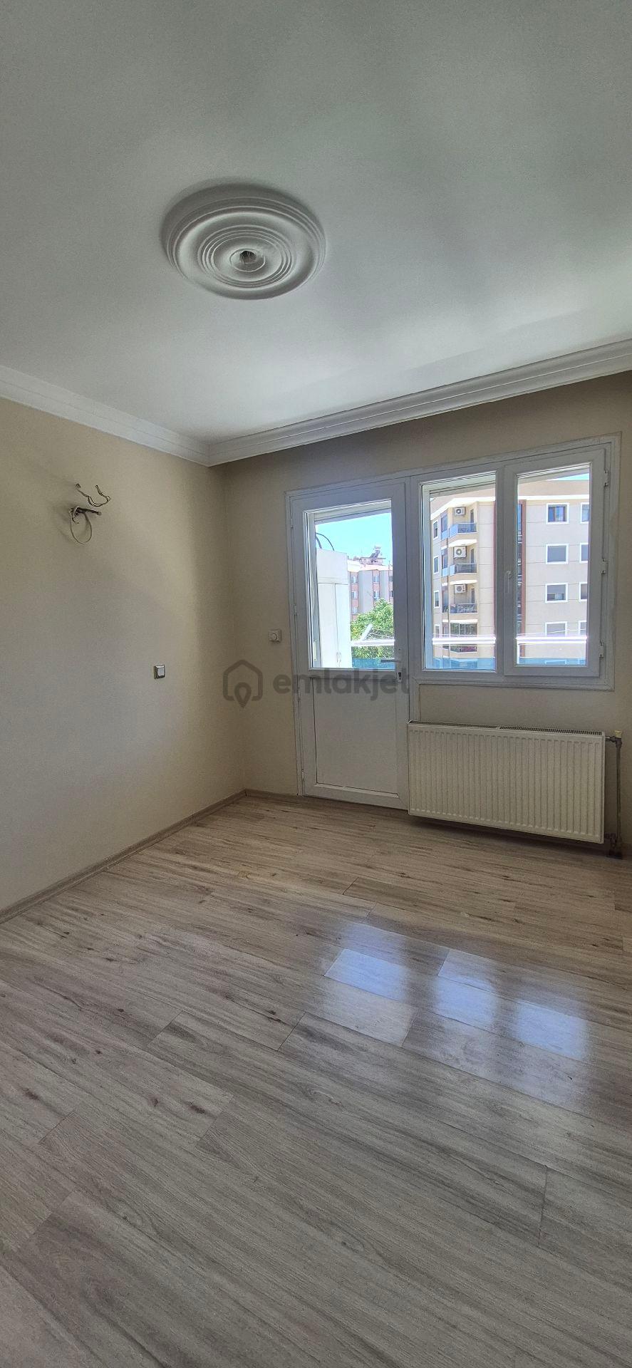 Bornova Da 3+1 Kiralık Geniş Daire - 30