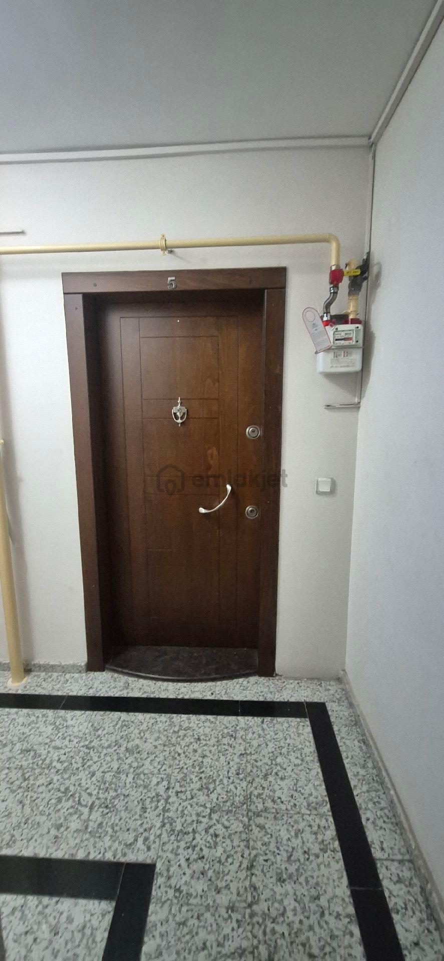 Bornova Da 3+1 Kiralık Geniş Daire - 33