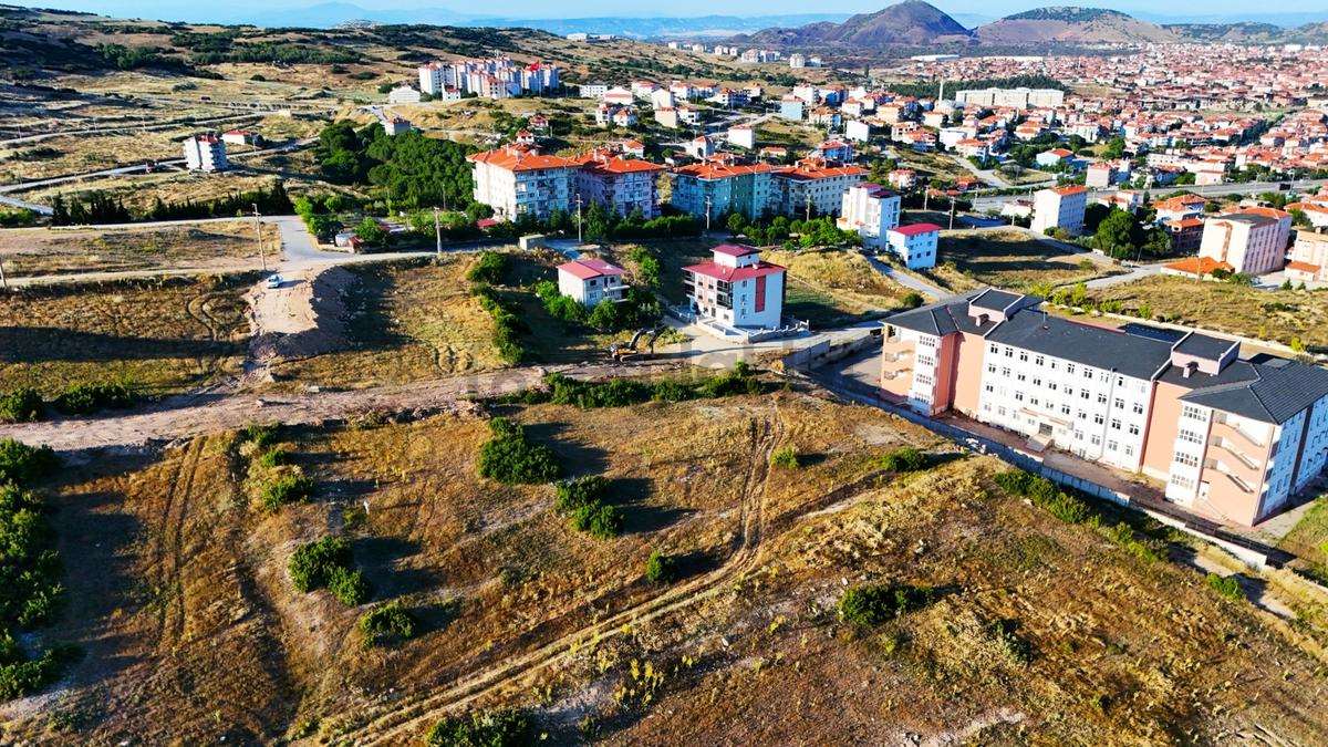 Kula 4 Eylül Mah. Satılık 324 M2 3 Kat Konut İmarlı Arsa - 8