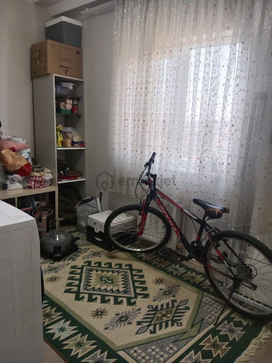 Acil! Bahçelievler Tokide 3+1 Geniş Ara Kat Daire - 24