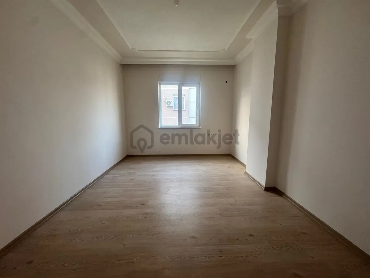 A K Mutludan Ünsalda Havuzlu Aile Sitesinde 3+1 Daire - 26