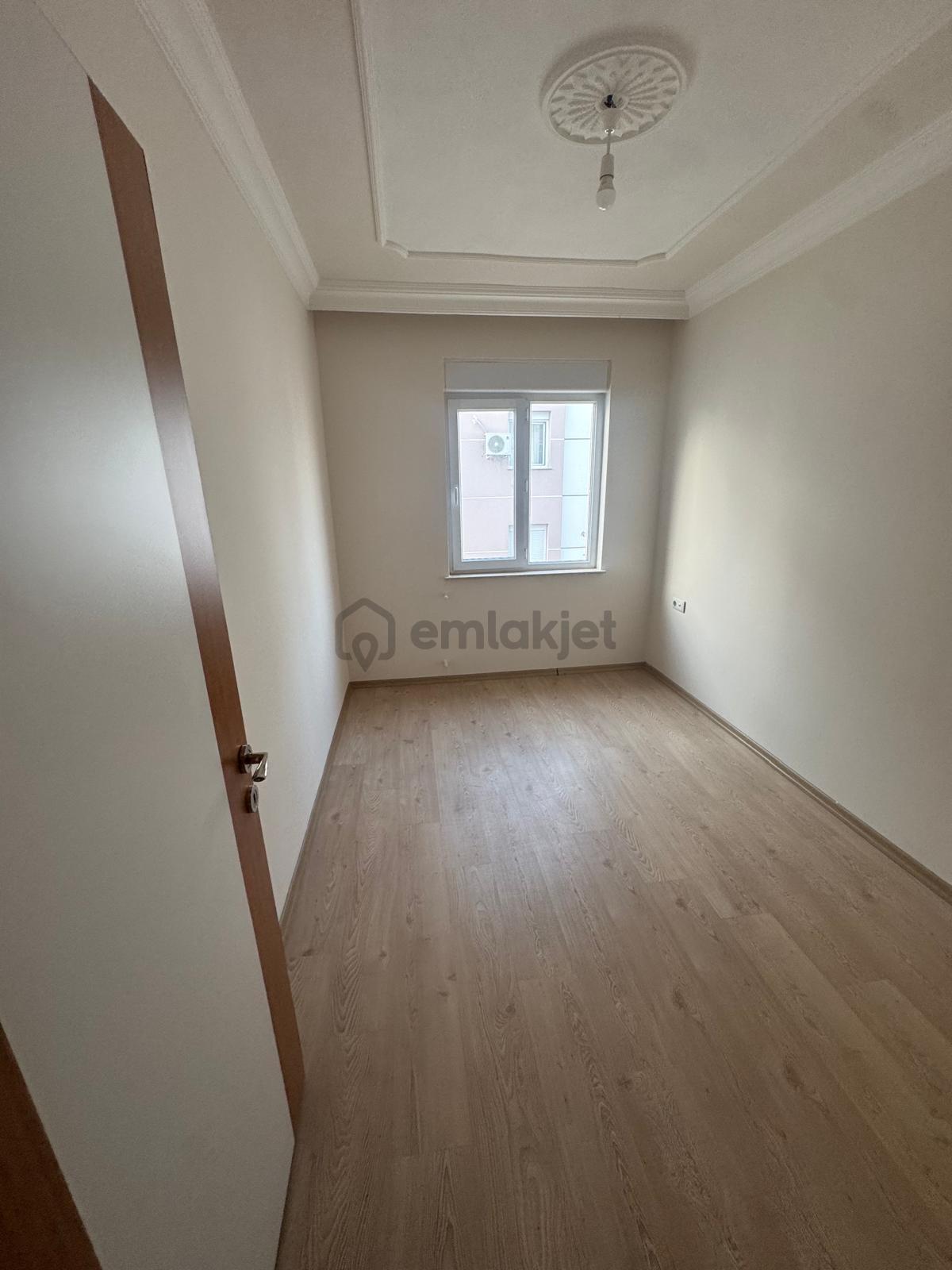 A K Mutludan Ünsalda Havuzlu Aile Sitesinde 3+1 Daire - 23