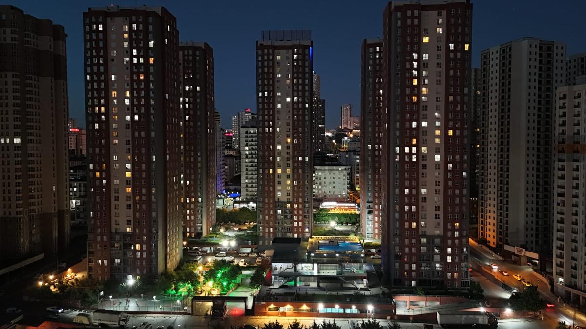 E-5 Metrobüse Yakın Mesafede 2+1 Full Yapılı Satılık Daire - 35