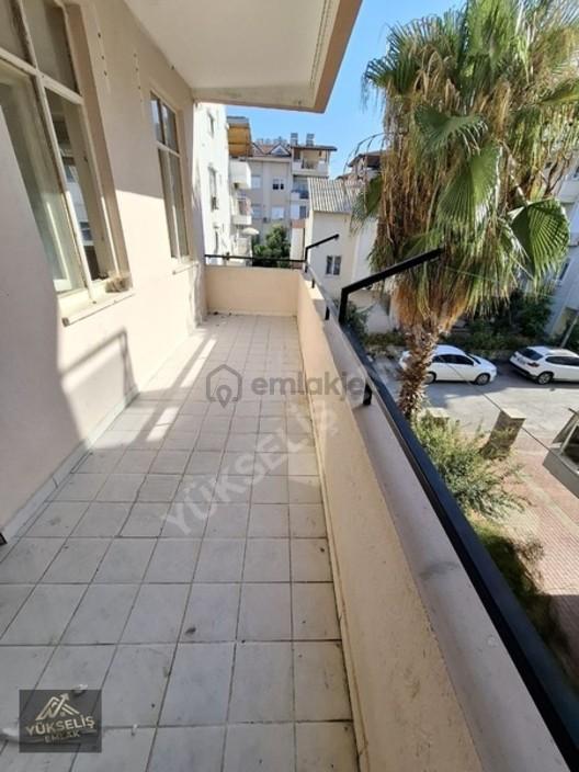 Aşağı Hisar Mahallesinde 3+1 Ara Kat Satılık Daire - 24