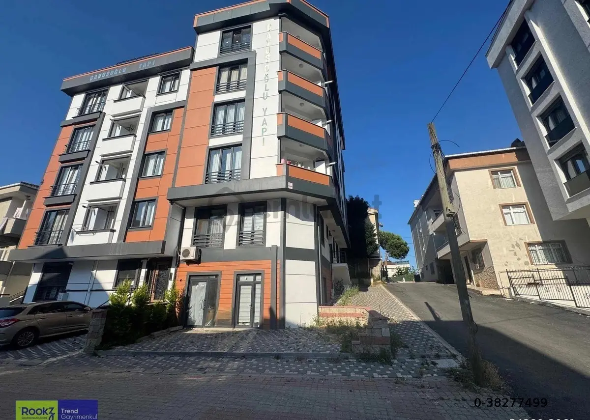 Çekmeköy Ekşioğlu Tek Tapu İki Ayrı Satılık 1+1 Daire - 24