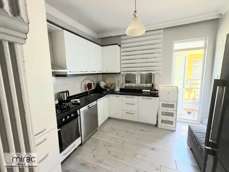 Bahçelievler Mahallesinde Arakat 3+1 Satılık Daire - 9