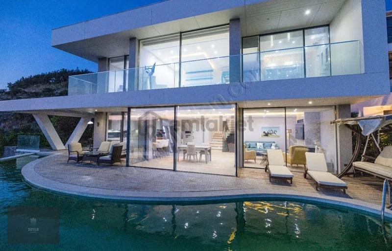 Gündoğan'da Deniz Manzaralı, Lüks Kiralık Villa - 11