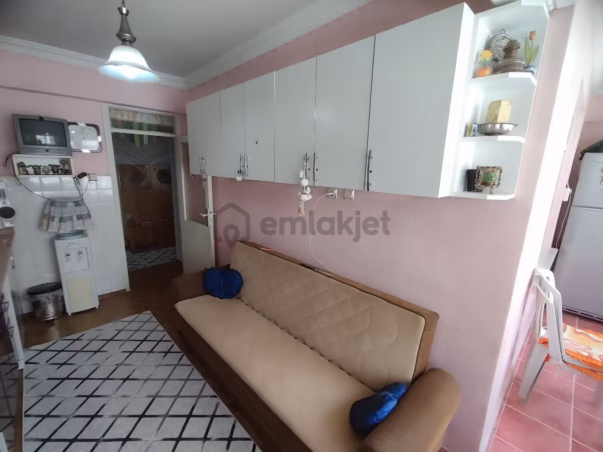 Kardeşten Akçay Salı Pazarı Civarı Denize 300 Mt. Geniş 2+1 Daire - 5