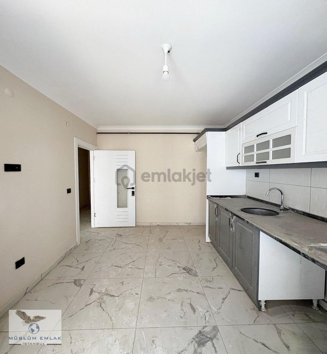 Müslüm Emlaktan Reşitpaşa Cad. E5 E Yakın 2+1 Satılık Daire - 23