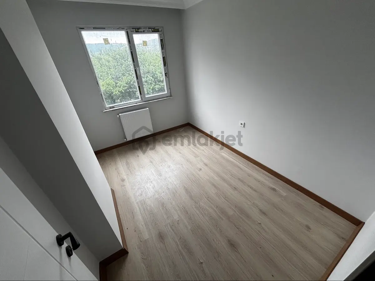Çanakkale Çardak'da Ebeveyn Banyolu 3+1 Kiralık Daire - 10