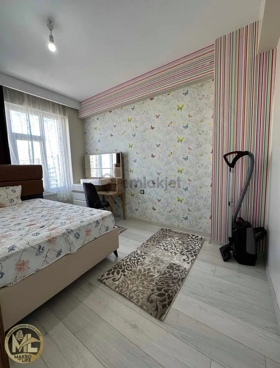 Havaalanı Kavşağı Civarı 3+1 2 Daire Üzeri Acildir - 20