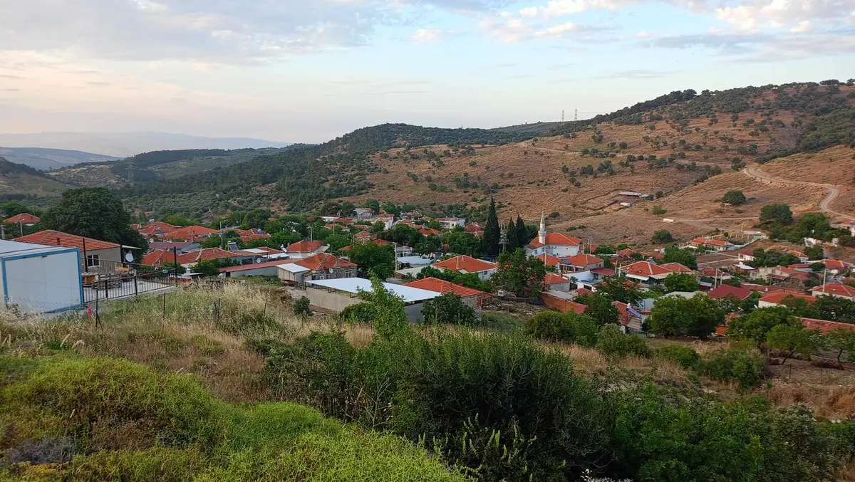 Bergama Koyuneli'nde Satılık Köy Evi - 28