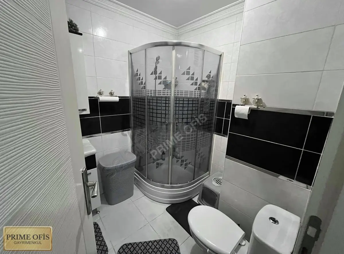 Kutlu'da Asansörlü Garajlı Kullanışlı Daire - 40