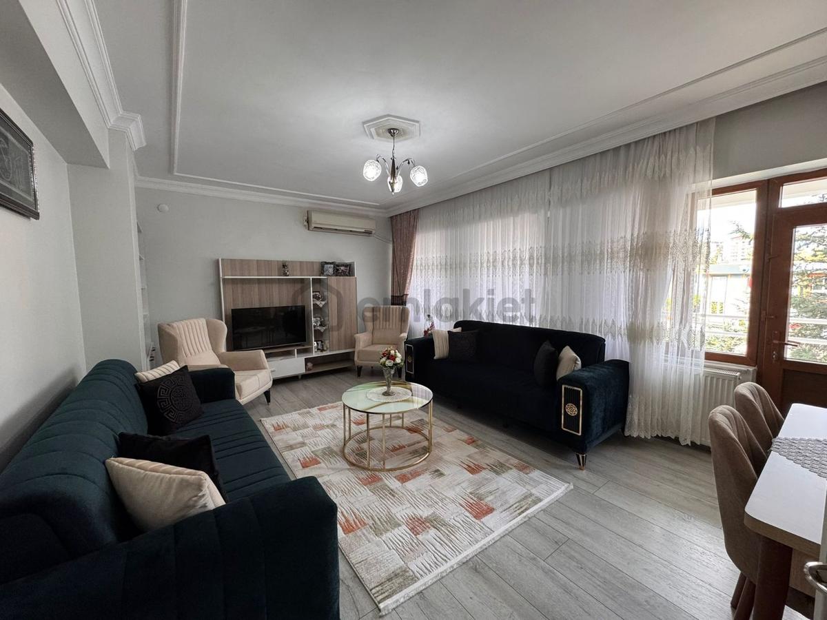Batı Hast Civarı 3+1 Bakımlı Daire