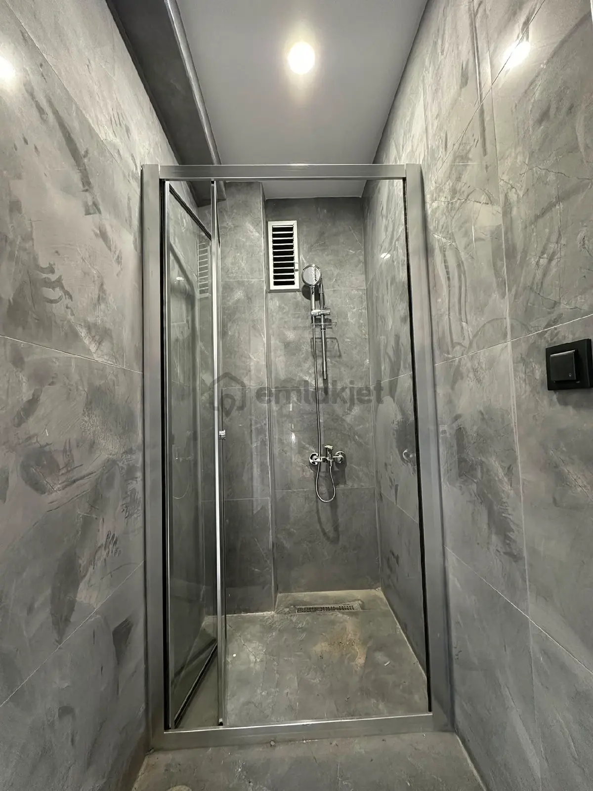 Bağcılar Merkez'de 3+1 Kiralık Daire - 14