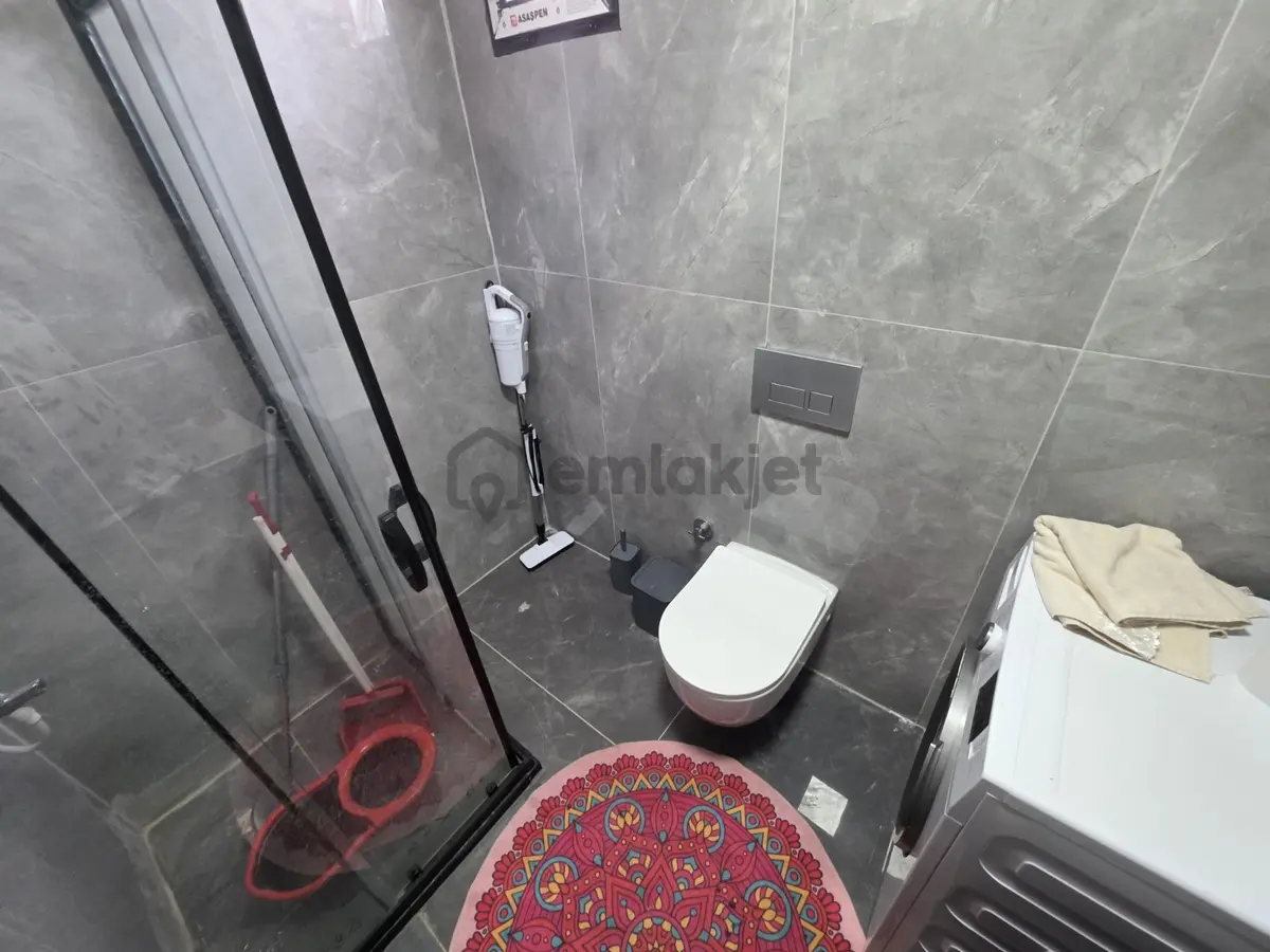 Havuz Manzaralı 1+1 / Doğalgazlı / 3. Kat / Güneydoğu Cephe - 15