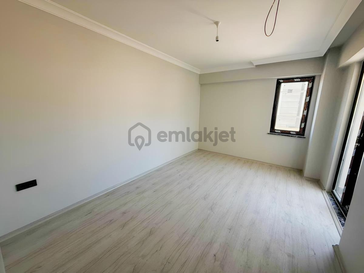 Yiğitler Metro Dibinde Satılık Acil Sıfır 3+1 Geniş Daire - 5