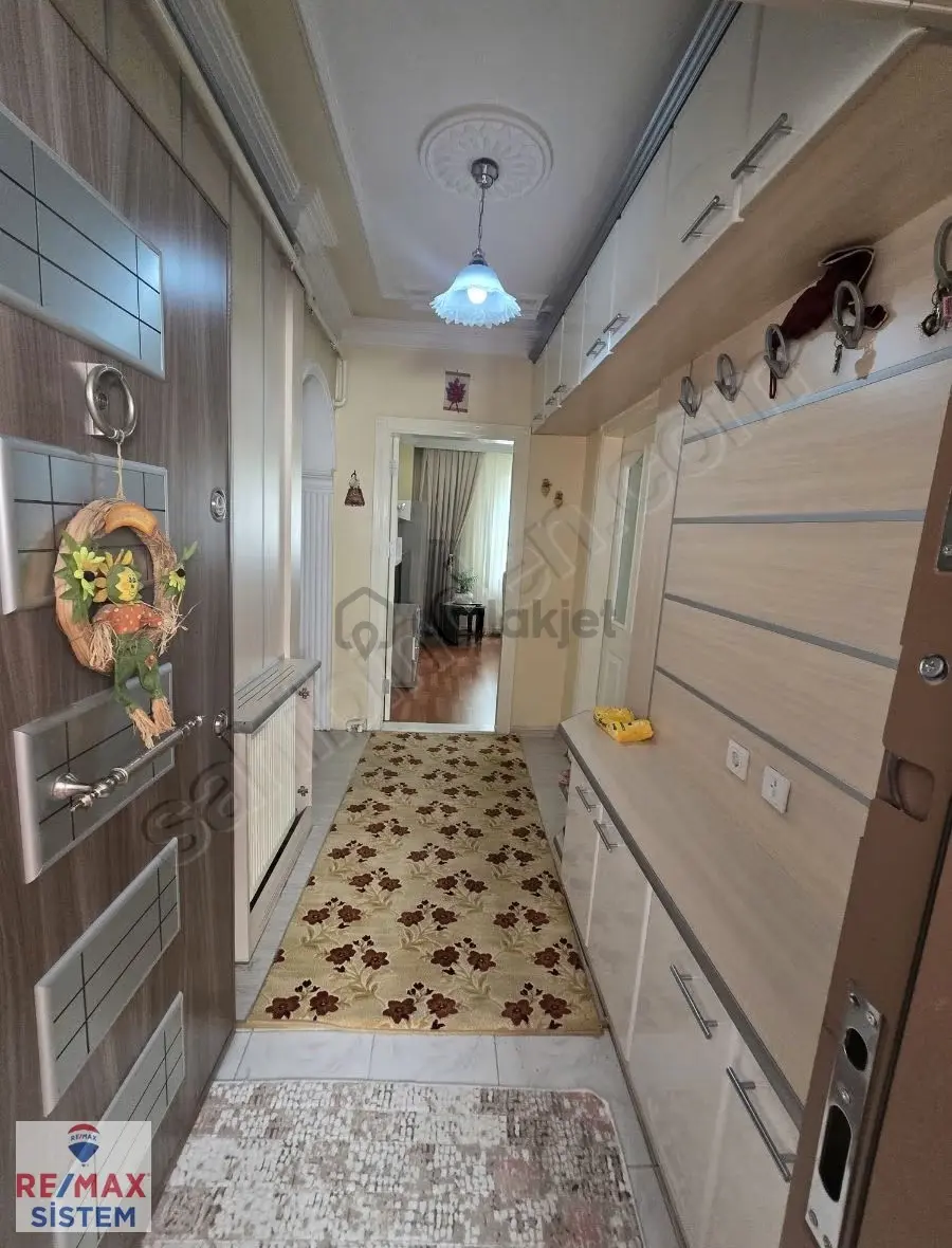 *fatih Mahallesi Geniş 3+1 Kiralık Daire* - 3