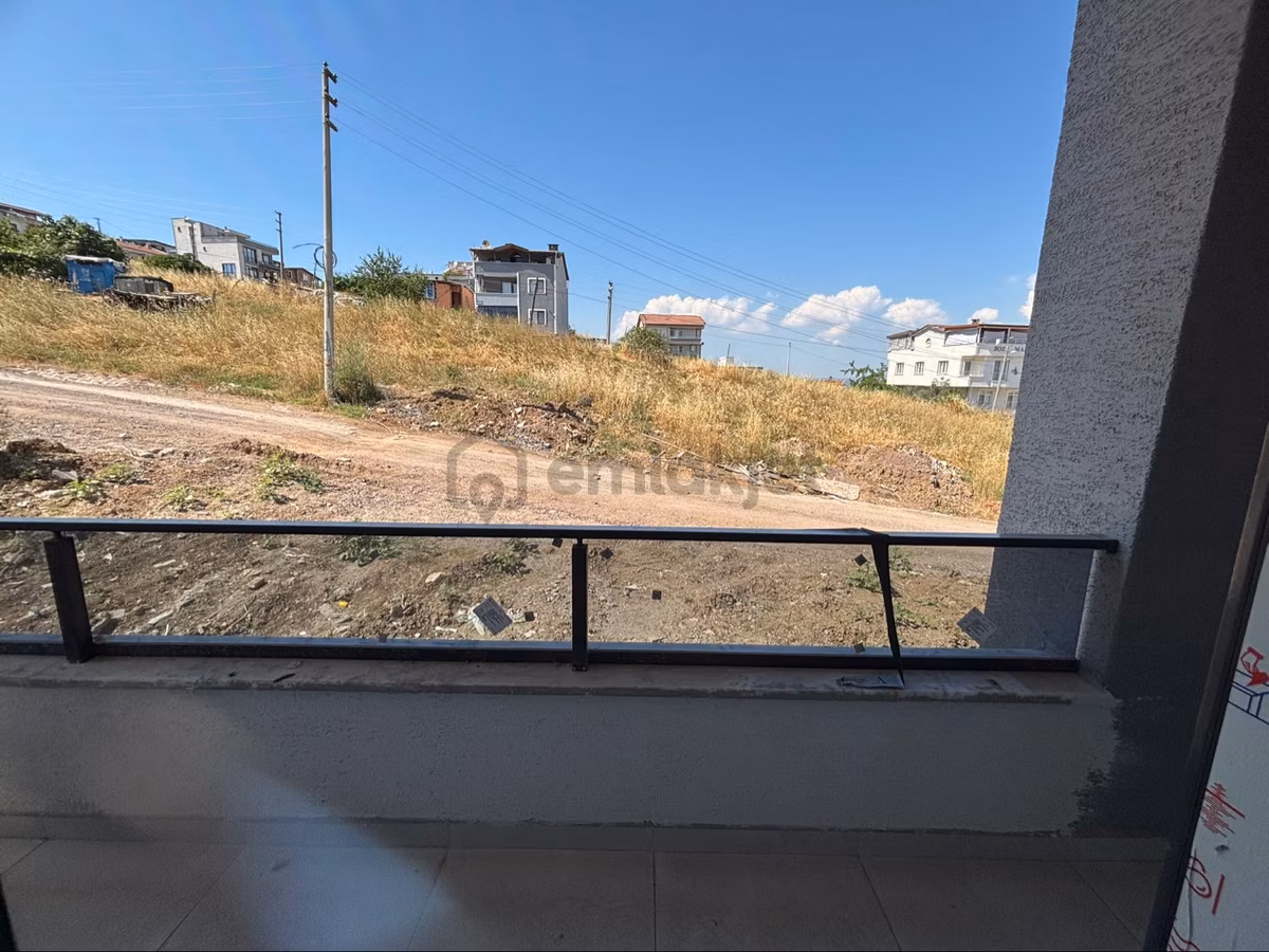 Yalova Çiftlikköy'de 1+1 Satılık Yüksek Giriş Daire - 15
