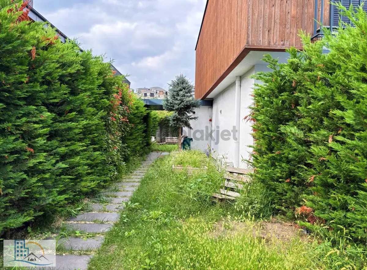 Şilede Özel Havuzlu, Müstakil, Ferah Triplex Kiralık Villa - 16