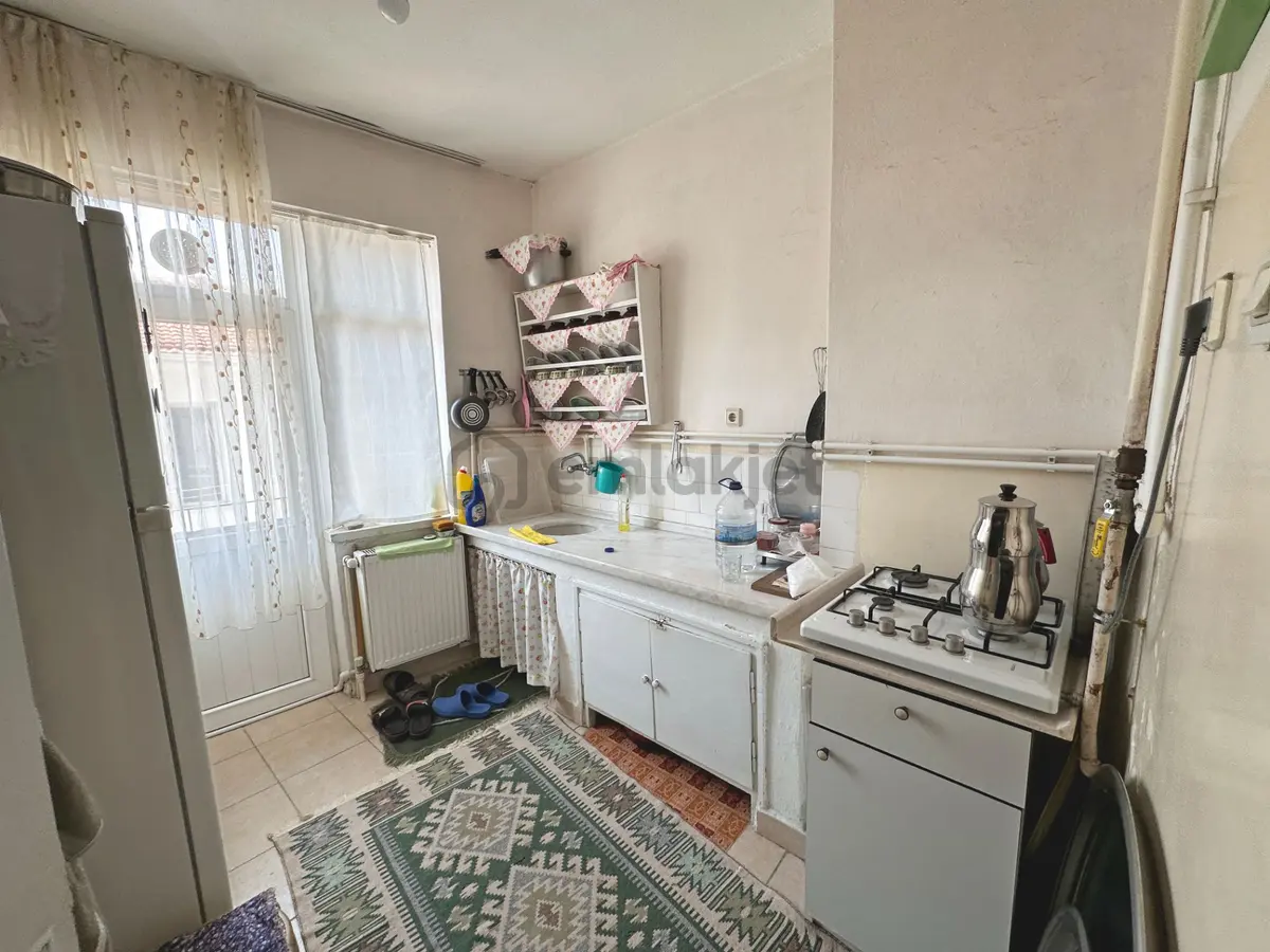 Bağlarbaşı Cadde Üzerinde Ön Cephede 2+1 Satılık Daire - 10