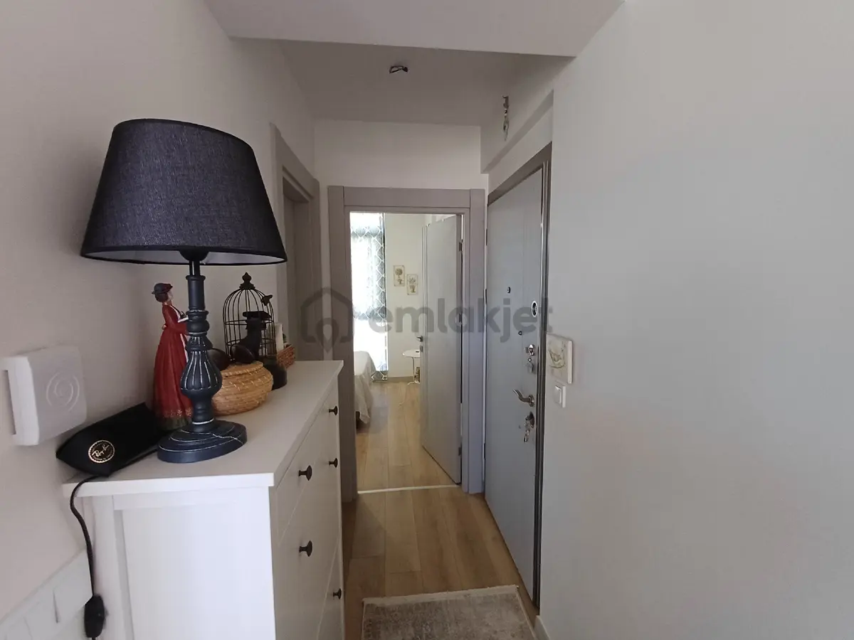 İris Aura Sitesinde Satılık 1+1 Esyali Daire - 3