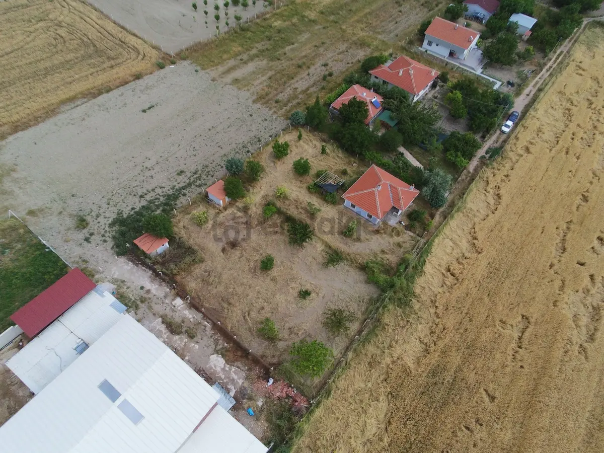 Ayaşta 1.447 M2 Arsa Üzerinde Hazır Düzen Evli Bahçe - 23