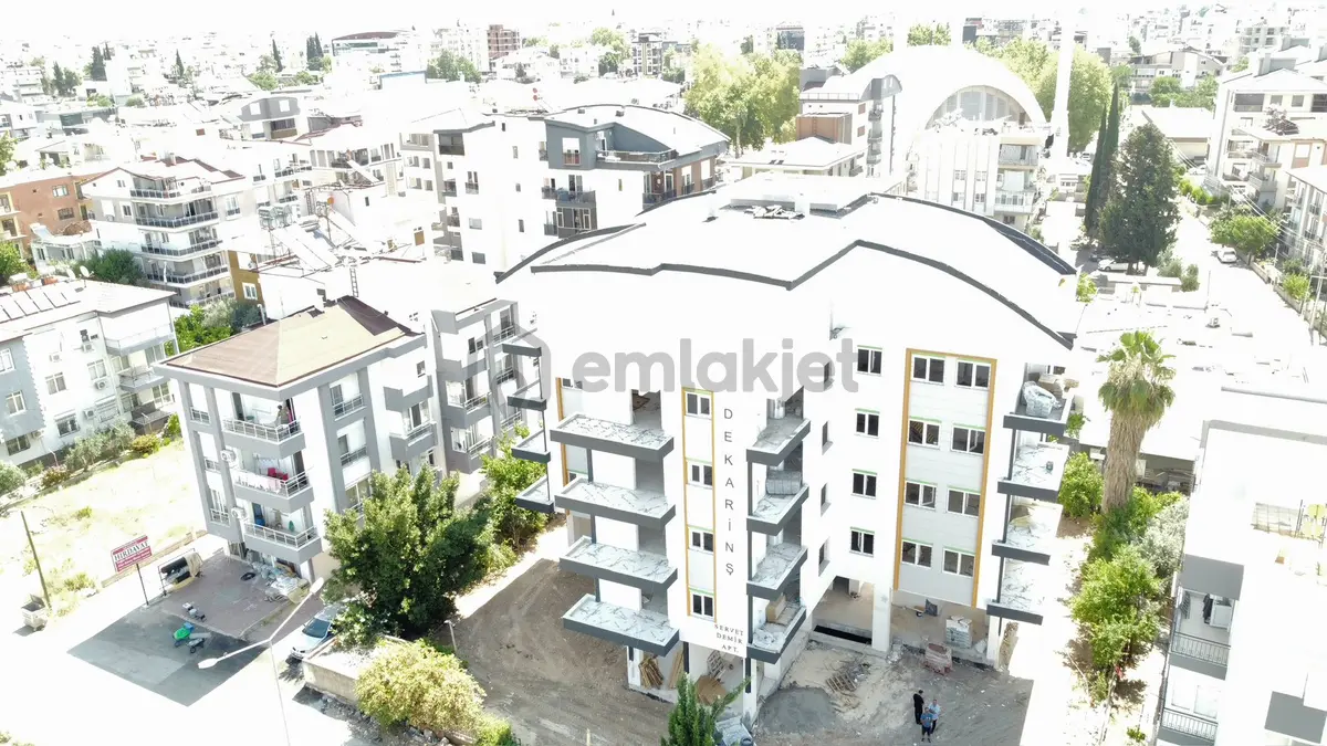Bahçeyaka Da 2+1 Ebeveyn Banyolu Ayrı Mutfaklı