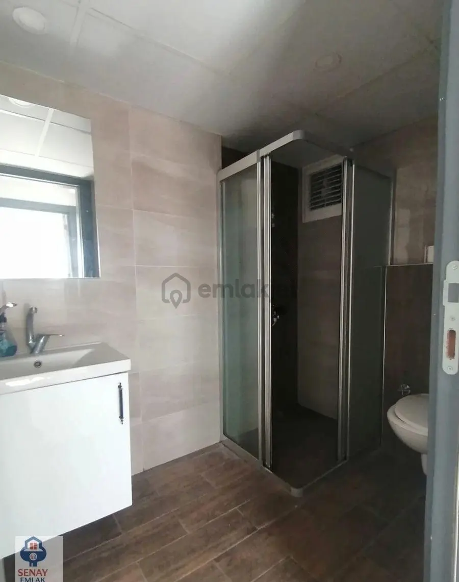 Mithatpaşa'da 2+1 Kiralık Yeni Bina - 9