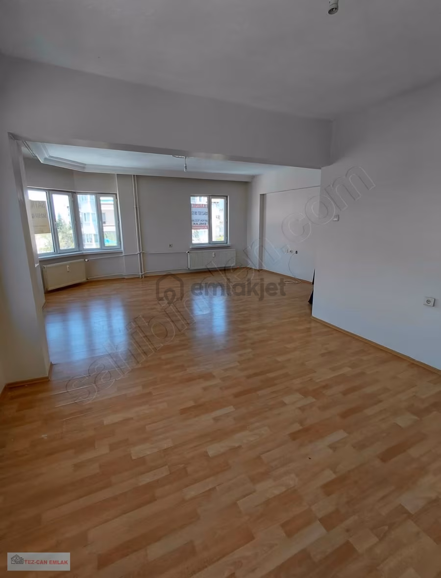 Afjetli Ve Doğalgazlı Zafer Site Kiralık Daire - 6