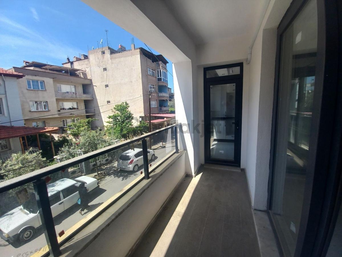 Sıfır Köşe Başında 3+1 Daire Satılık - 20