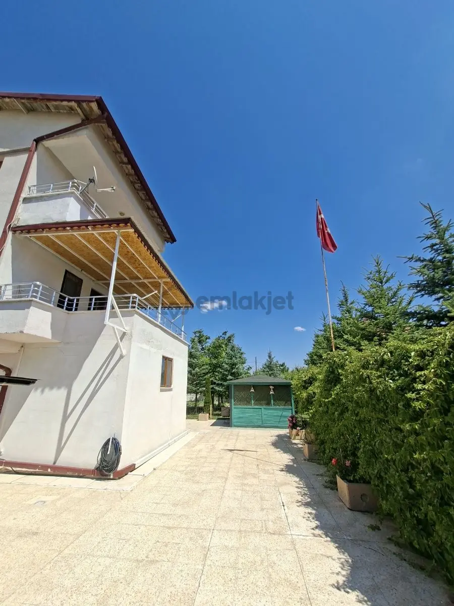 Sıcak Çermik'te Termal Havuzlu Satılık Villa - 39