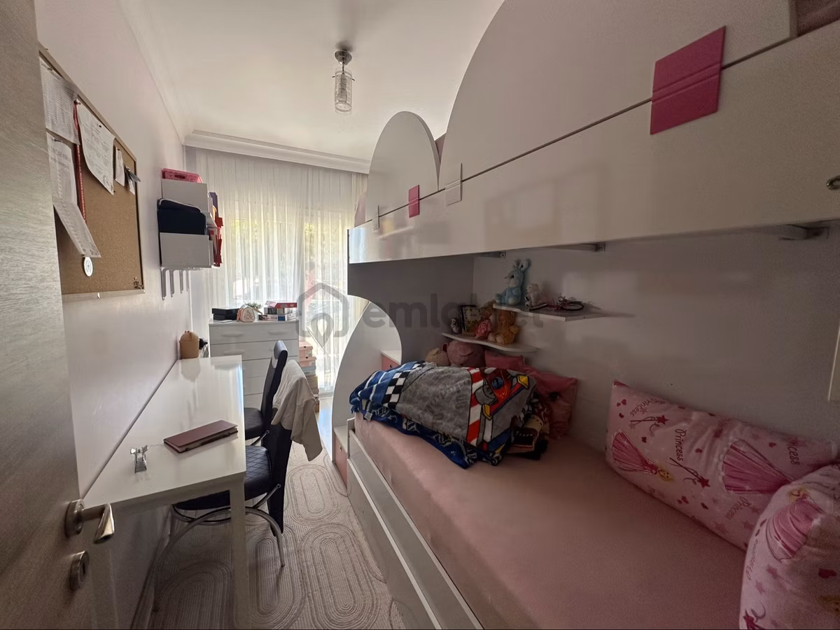 Karabağlar Peker Mah. 3+1 Aydınlık Satılık Daire - 23