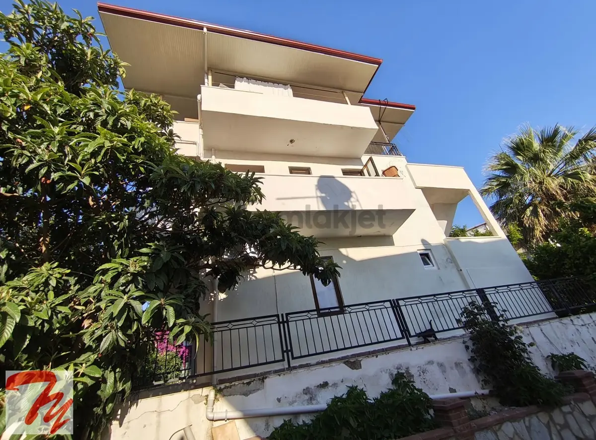 Kuşadası, Soğucak Mah. Satılık Villa - 16