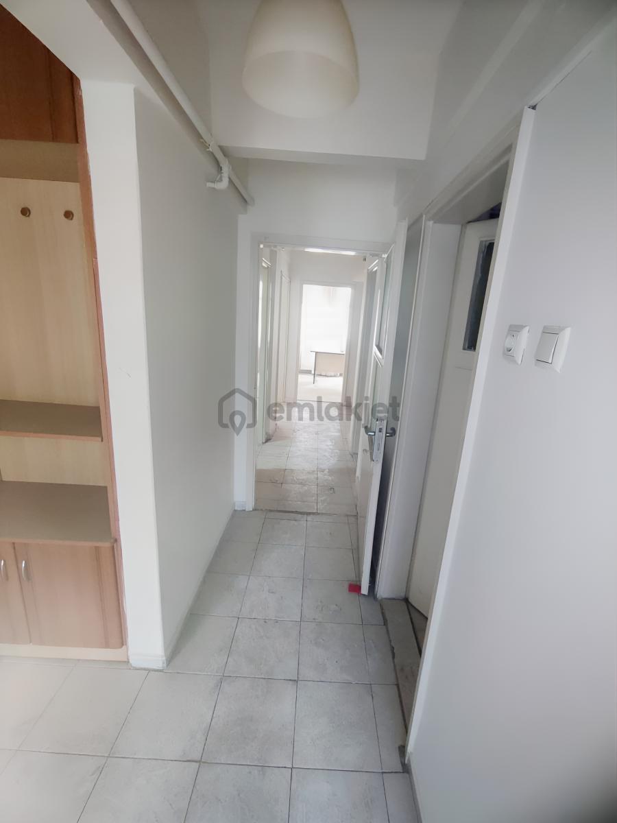 Balıkesir Çarşı Merkezde Satılık 4+1 Daire - 16