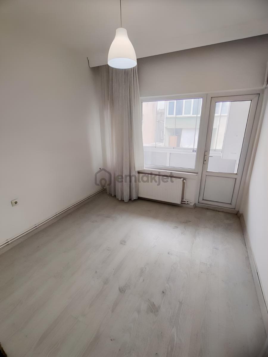 Balıkesir Çarşı Merkezde Satılık 4+1 Daire - 10