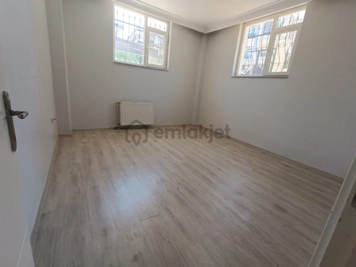 Kavaklı'da Kiralık 3+1 Bahçe Kat Daire - 2