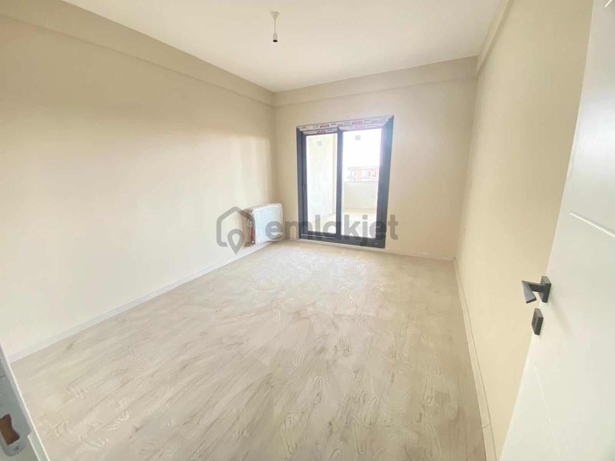 Seyrek Teraslı Kiralık 3+1 Dubleks Daire - 12