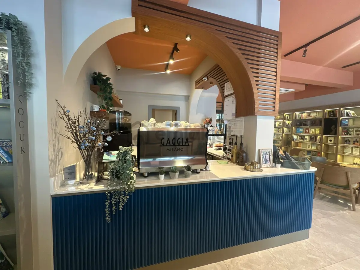 Karşıyaka Yalı Mahallesi'nde Devren Kiralık Premium Kafe - 25