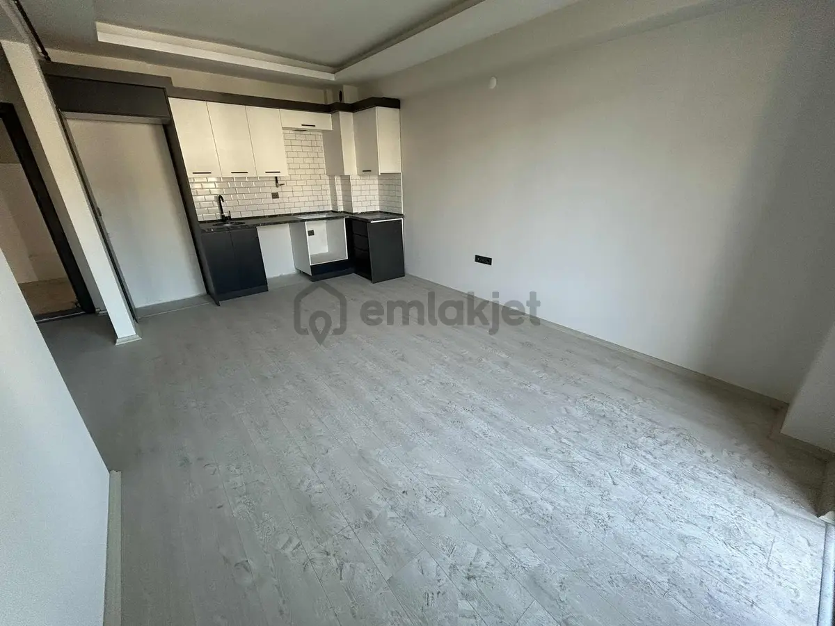 Mükemmel Konumda Kiralık 1+1 Daire - 9