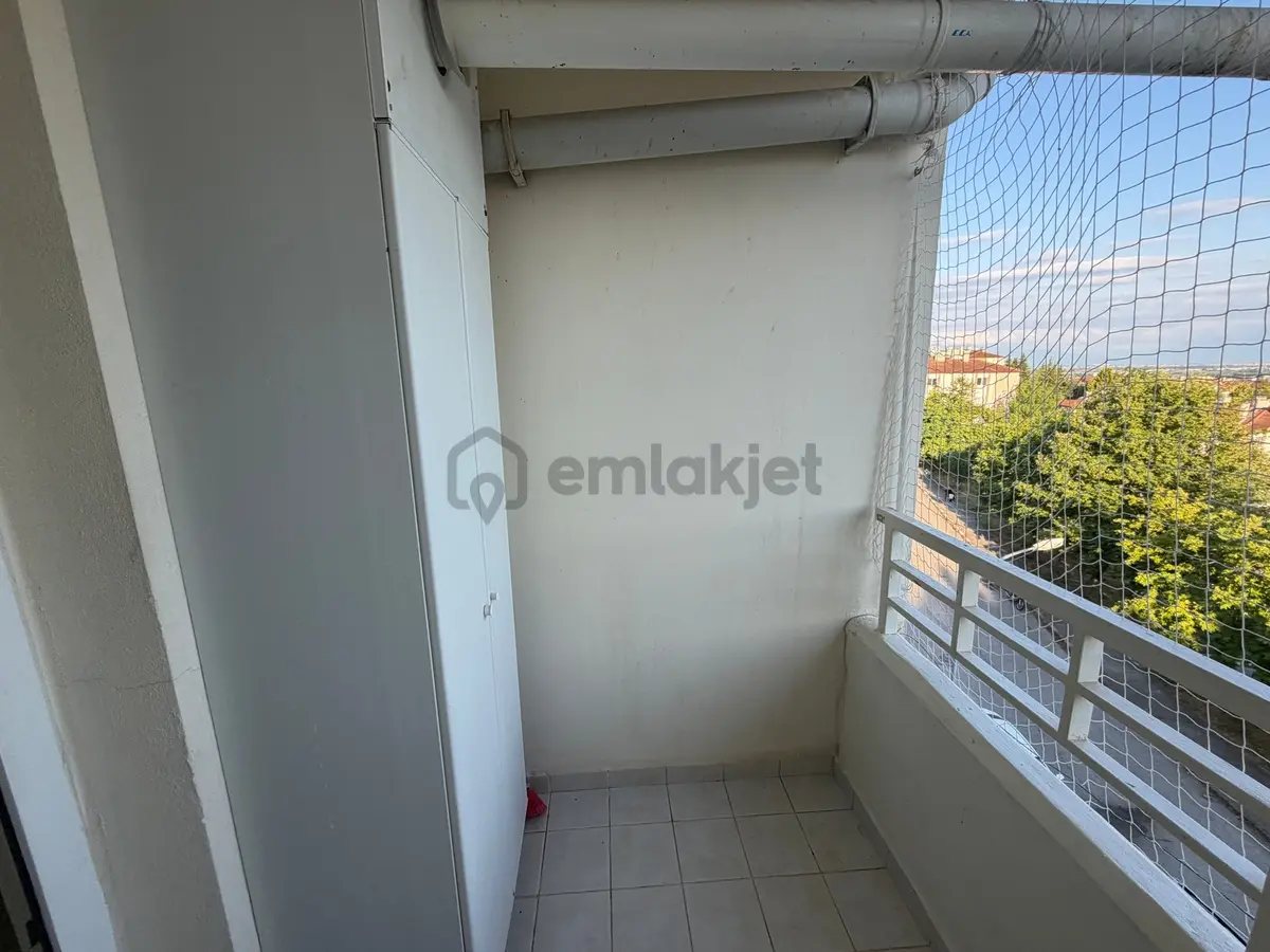 Sakarya Camili'de Kiralık: 3+1, 110 M2, Daire - 10