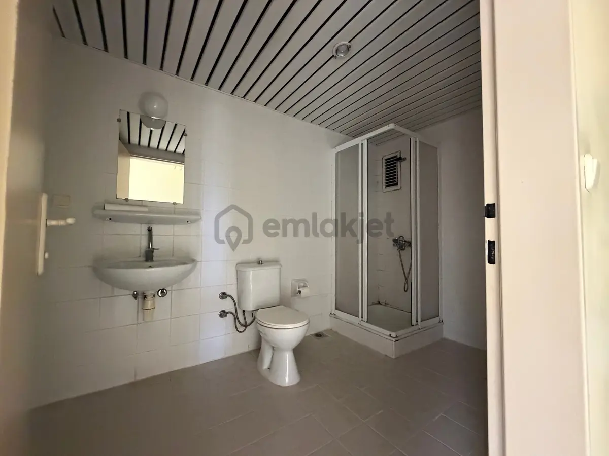 Sakarya Camili'de Kiralık: 3+1, 110 M2, Daire - 26