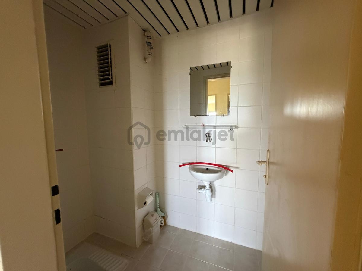 Sakarya Camili'de Kiralık: 3+1, 110 M2, Daire - 33