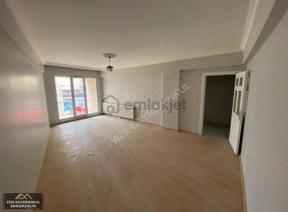 Devlet Mah. Pazar Sokağında 3+1 Kiralık Daire