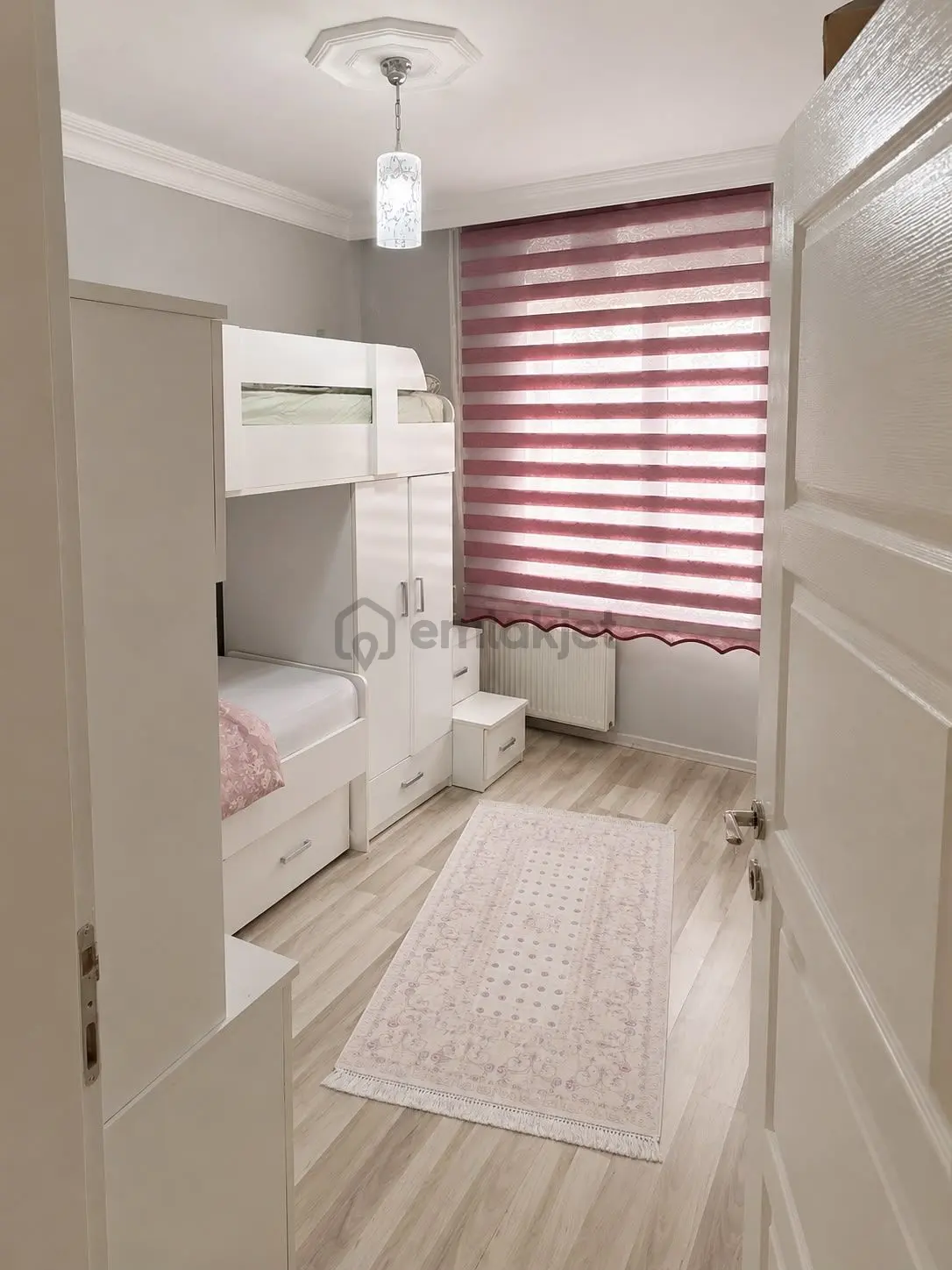 Gaziosmanpaşada Satılık Daire - 12
