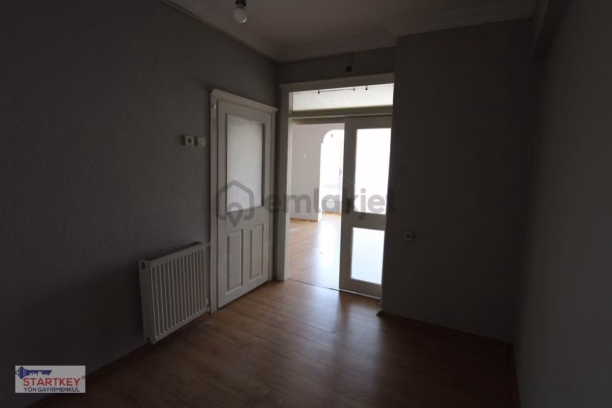 Devlet Hastanasi Kavşağı,tarlabaşı Caddesi Üzerinde 2+1 Daire - 19