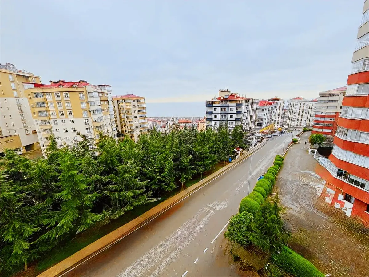 Yeşıltepe Kesintisiz Deniz Manzaralı 3+1 - 13