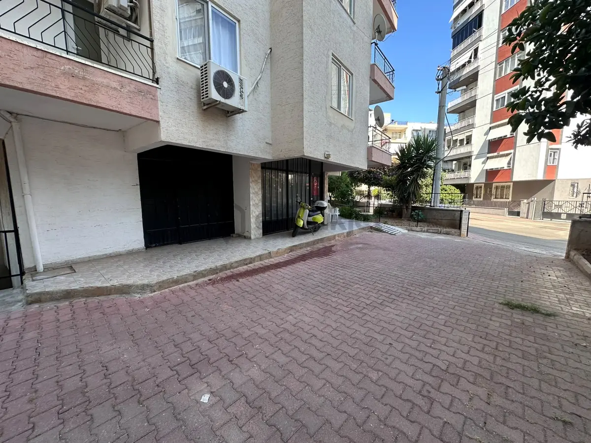 Önü Açık, Ferah Konumlu Satılık Dükkan - 20